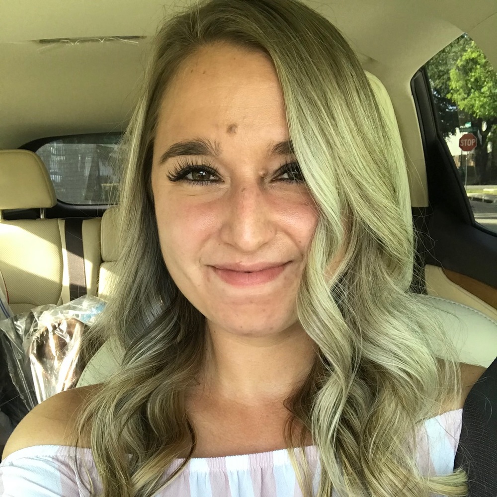 Meet your Posher, Lisa
